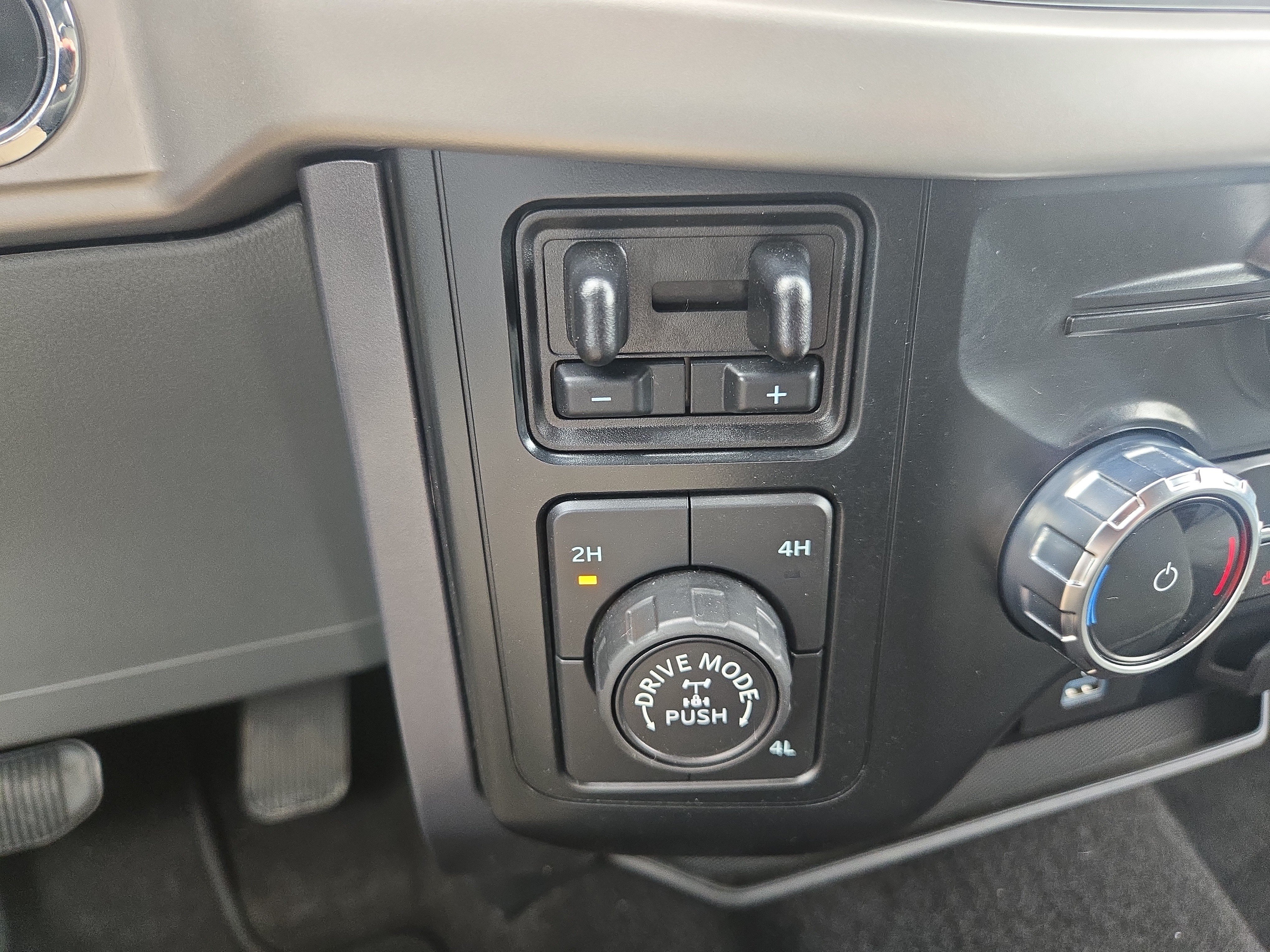 Used 2023 Ford F150 XLT w/ Equipment Group 302A High AWD/4WD image 19