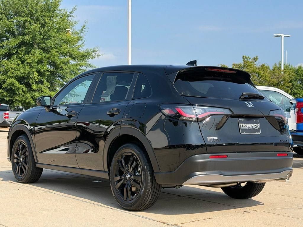 Used 2027 Honda HR-V Sport image 7