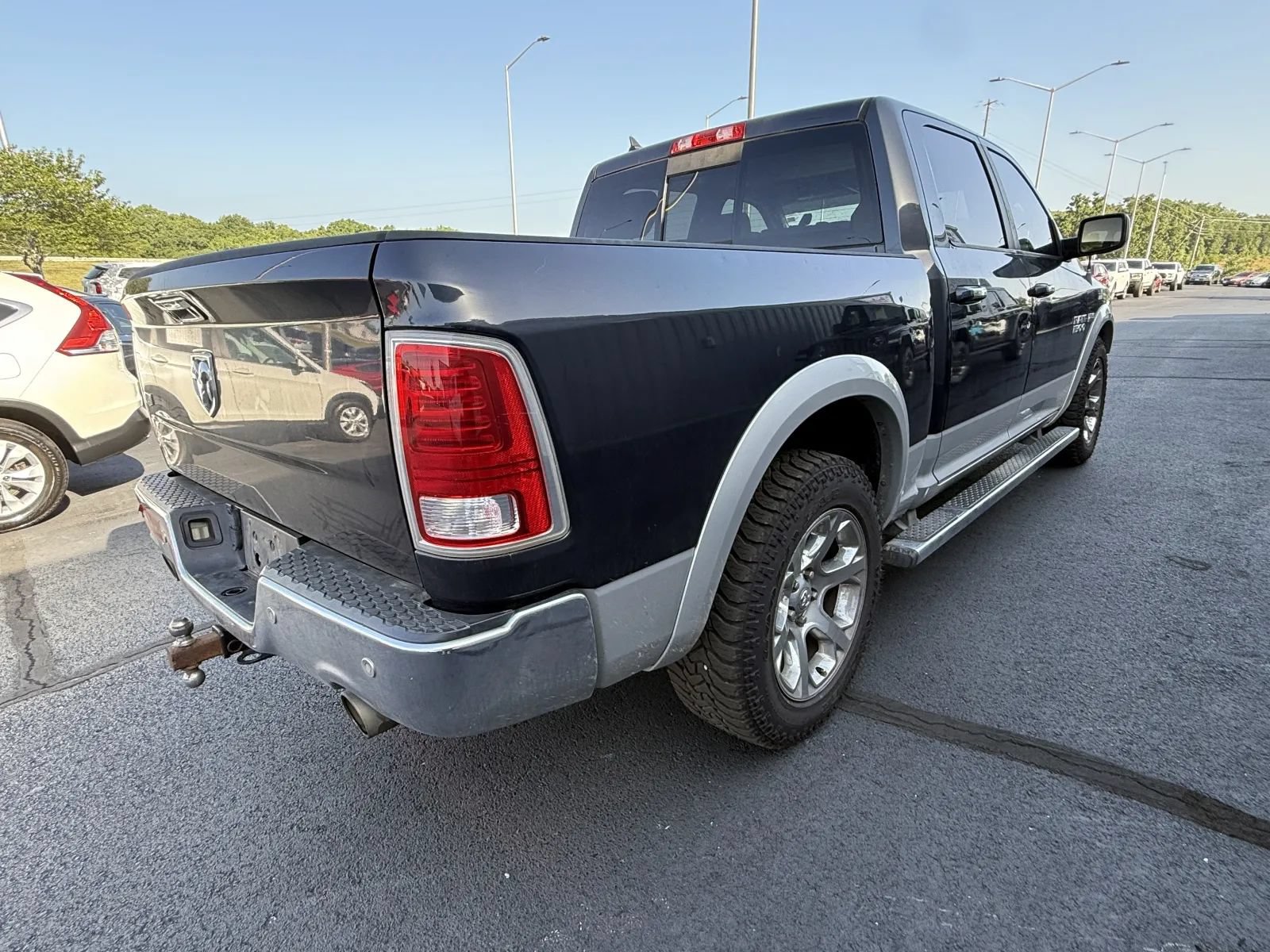 Used 2014 RAM 1500 Laramie w/ Convenience Group RWD image 4