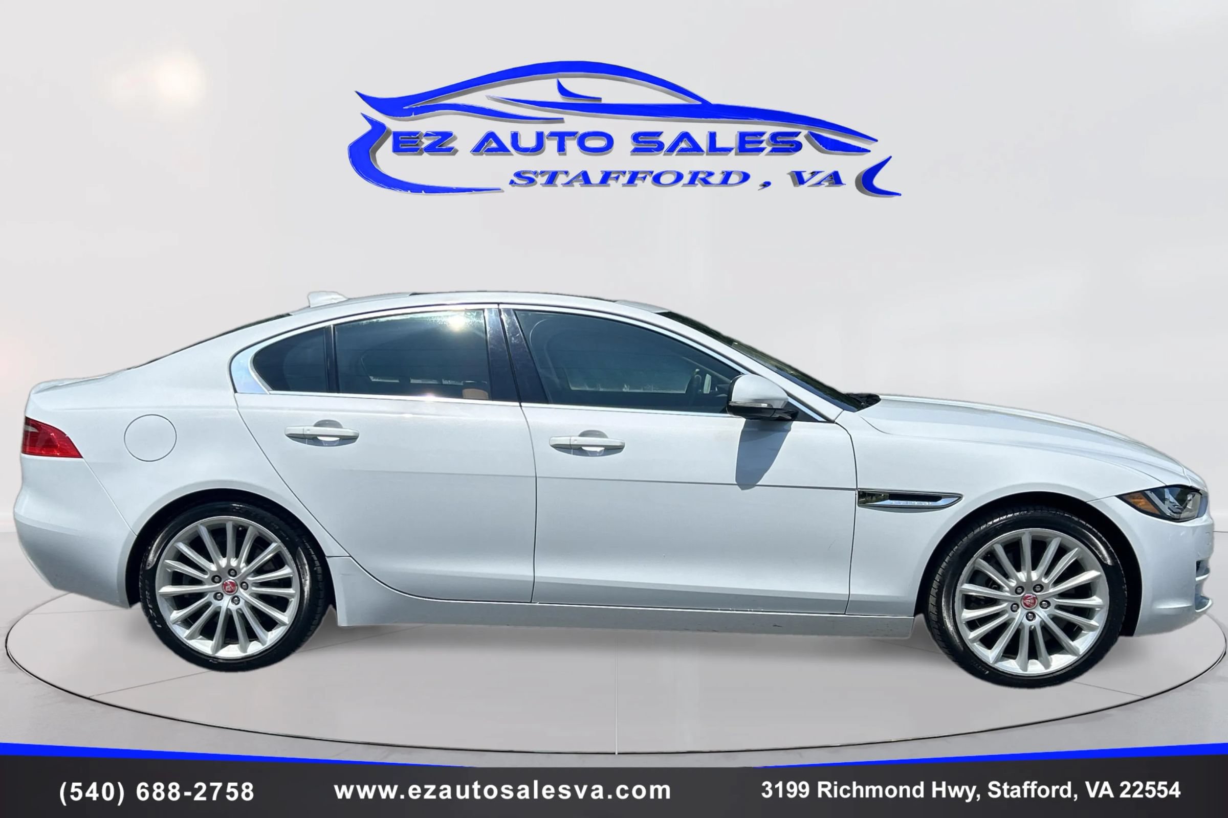Used 2018 Jaguar XE Portfolio AWD/4WD image 4