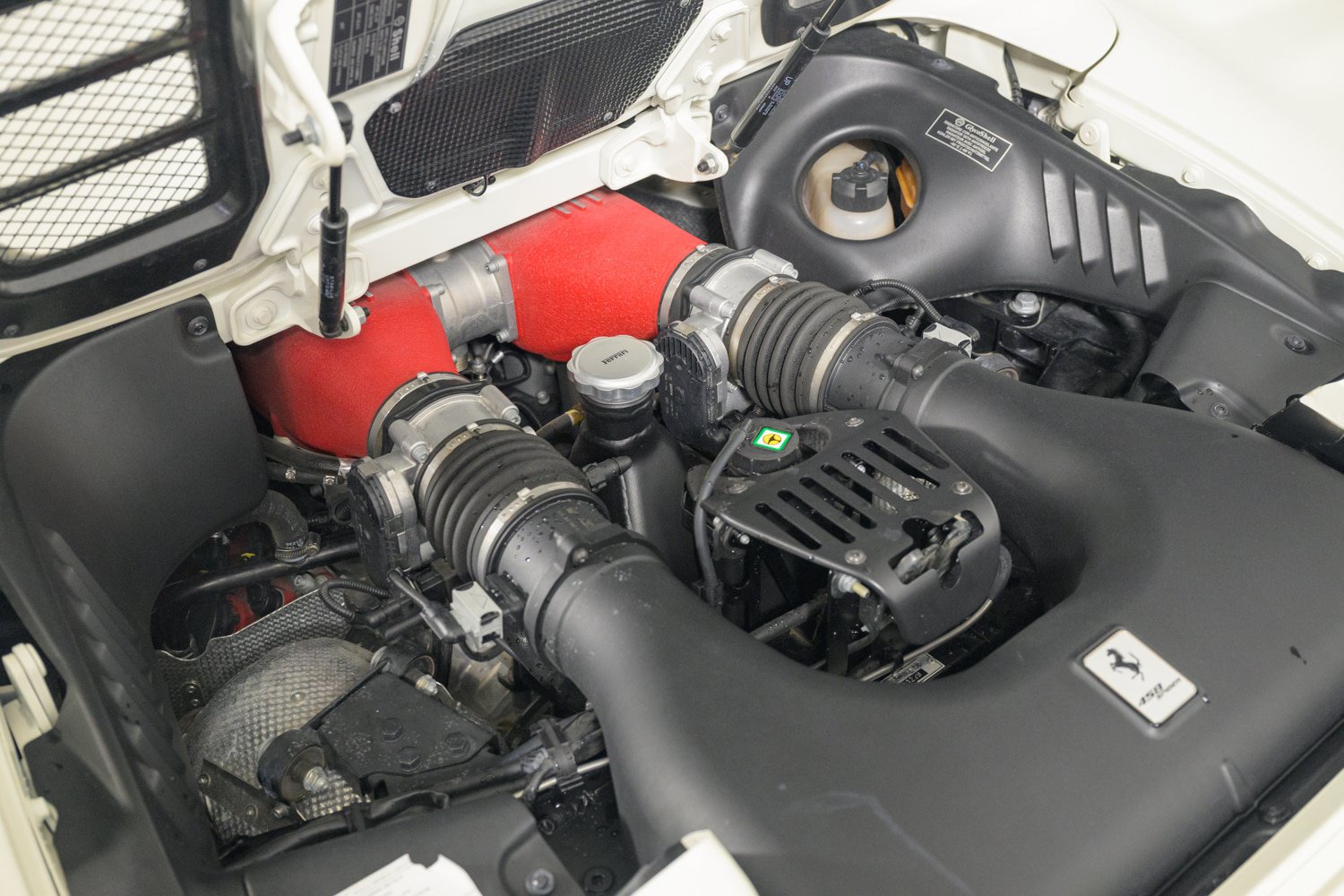 Used 2015 Ferrari 458 Spider RWD image 75