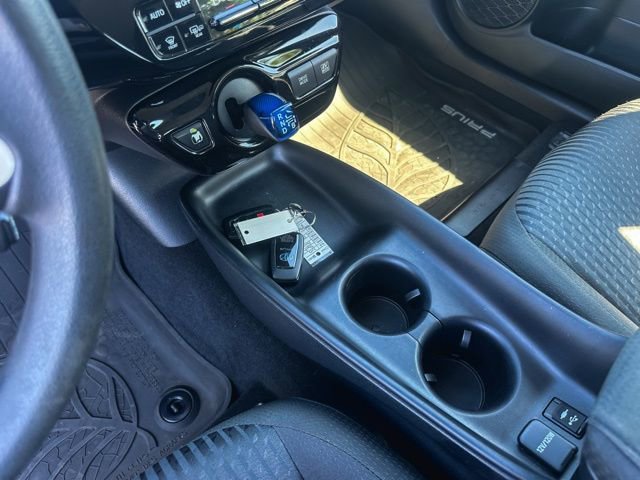 Used 2017 Toyota Prius Two w/ Prius Two Safety Plus Package FWD image 19