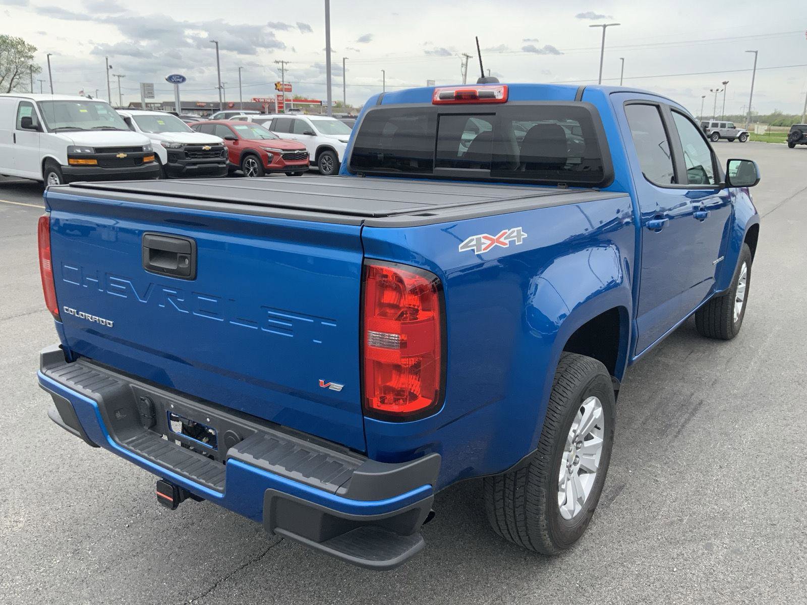 Used 2022 Chevrolet Colorado LT w/ Luxury Package image 12