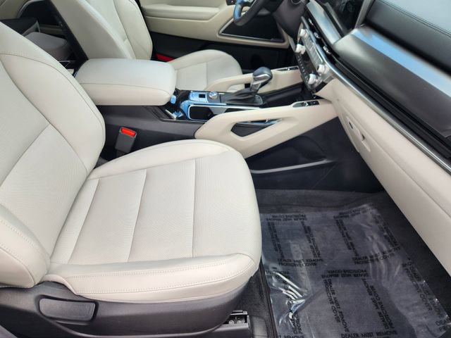 Used 2025 Kia Telluride S FWD image 13