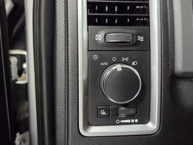 Used 2017 RAM 2500 SLT AWD/4WD image 31