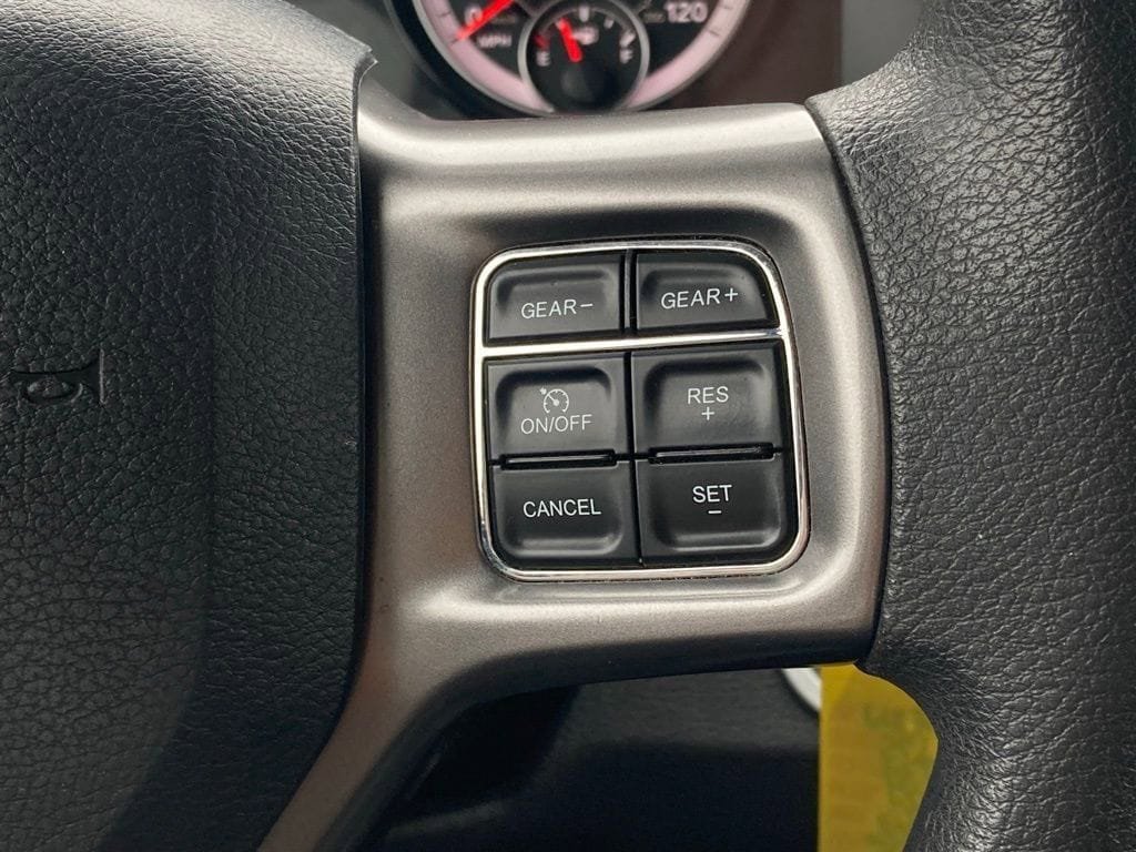 Used 2024 RAM 1500 Classic SLT AWD/4WD image 18
