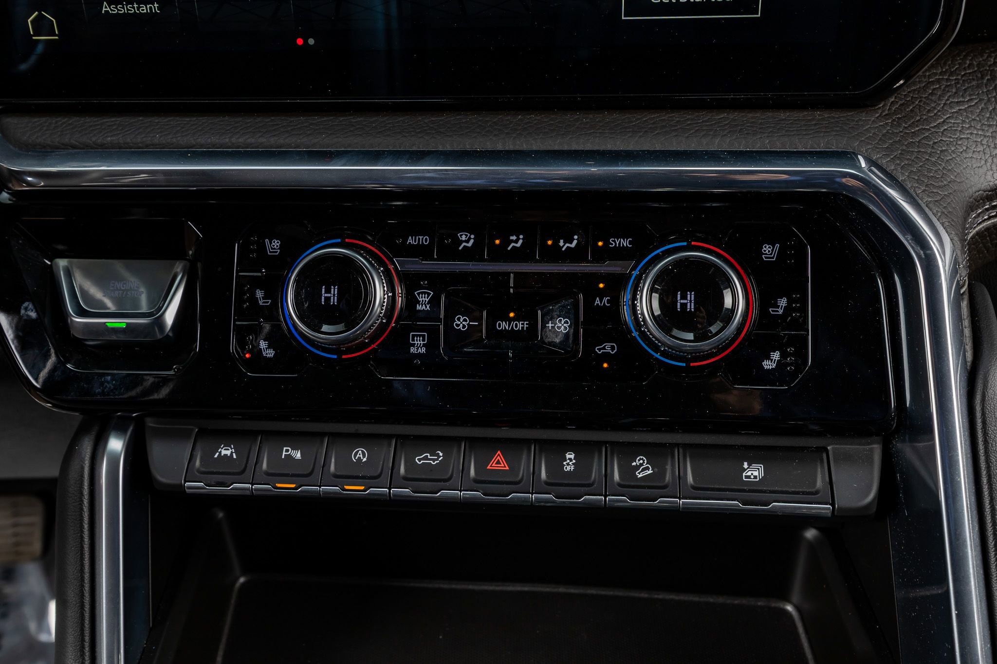 Used 2024 GMC Sierra 1500 Denali w/ Denali Reserve Package AWD/4WD image 26