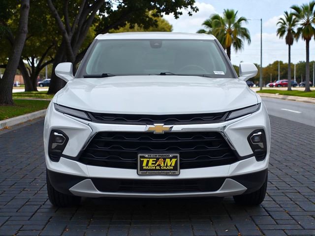 Used 2025 Chevrolet Blazer LT image 3
