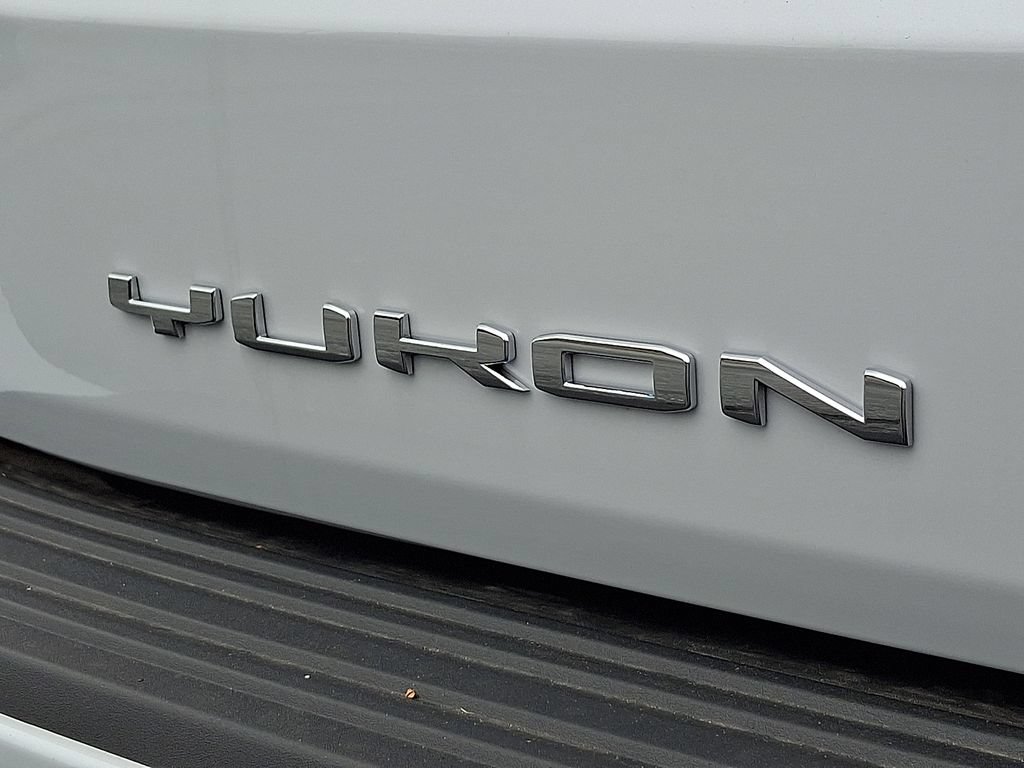New 2026 GMC Yukon Denali w/ Denali Reserve Package AWD/4WD image 11