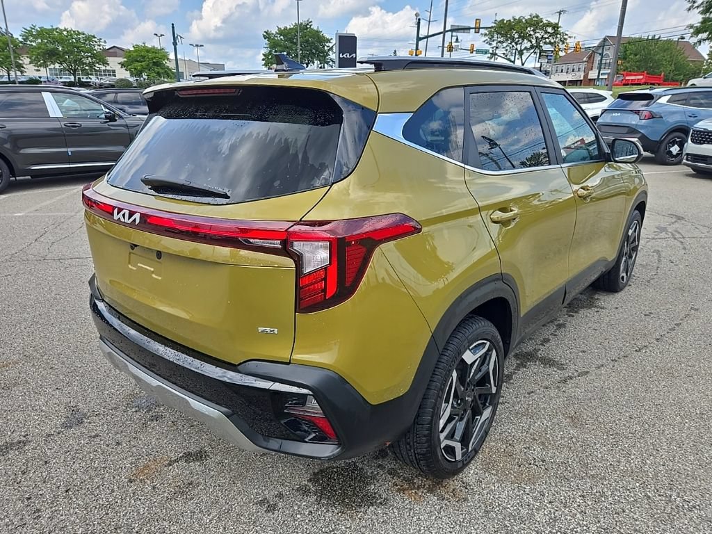 Certified 2024 Kia Seltos SX w/ SX Sunroof Package AWD/4WD image 3