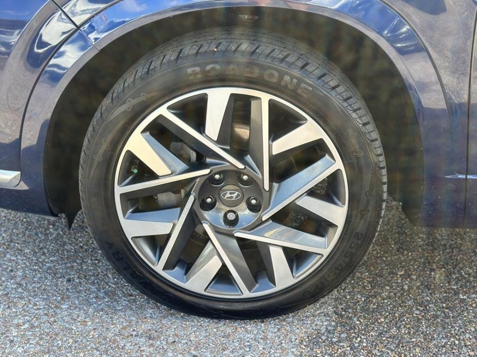 Used 2022 Hyundai Santa Fe Calligraphy image 9