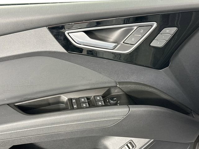 Used 2024 Audi Q4 e-tron Prestige w/ Black Optic Package image 25