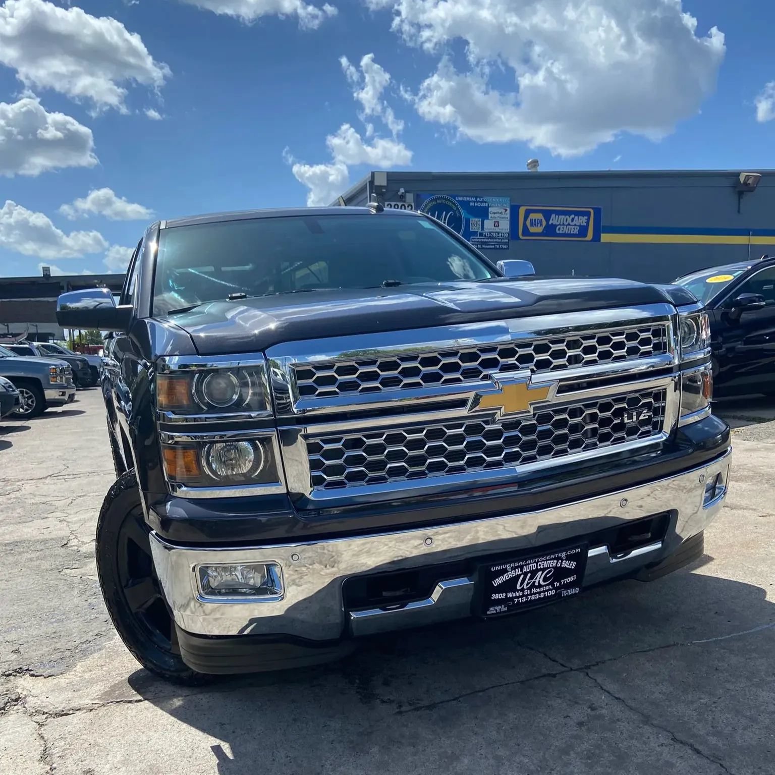 Used 2015 Chevrolet Silverado 1500 LTZ w/ LTZ Plus Package AWD/4WD image 1