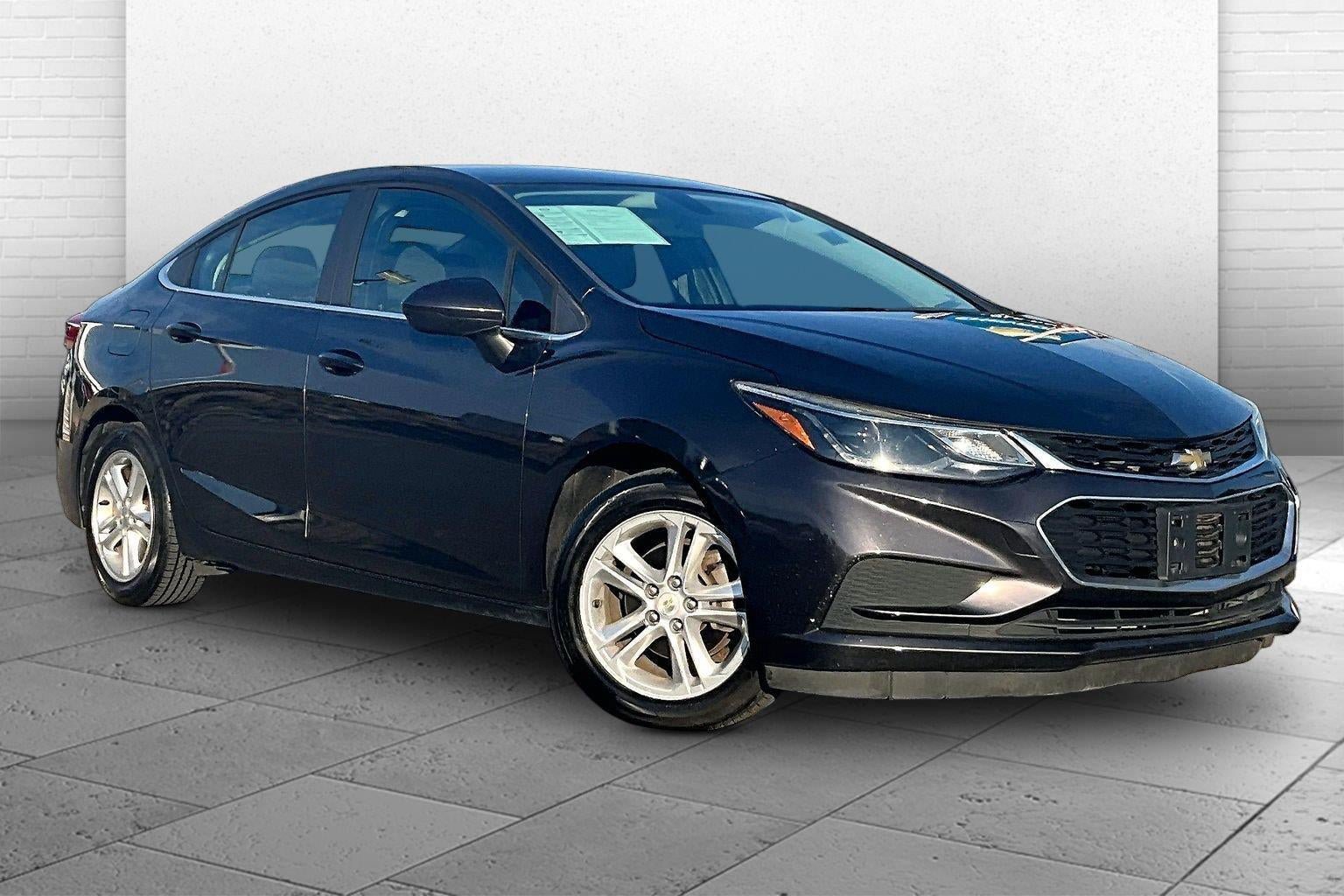 Used 2017 Chevrolet Cruze LT