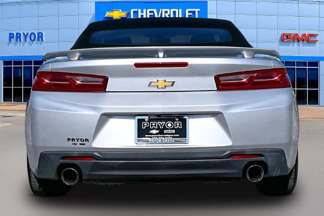 Used 2018 Chevrolet Camaro LT RWD image 6