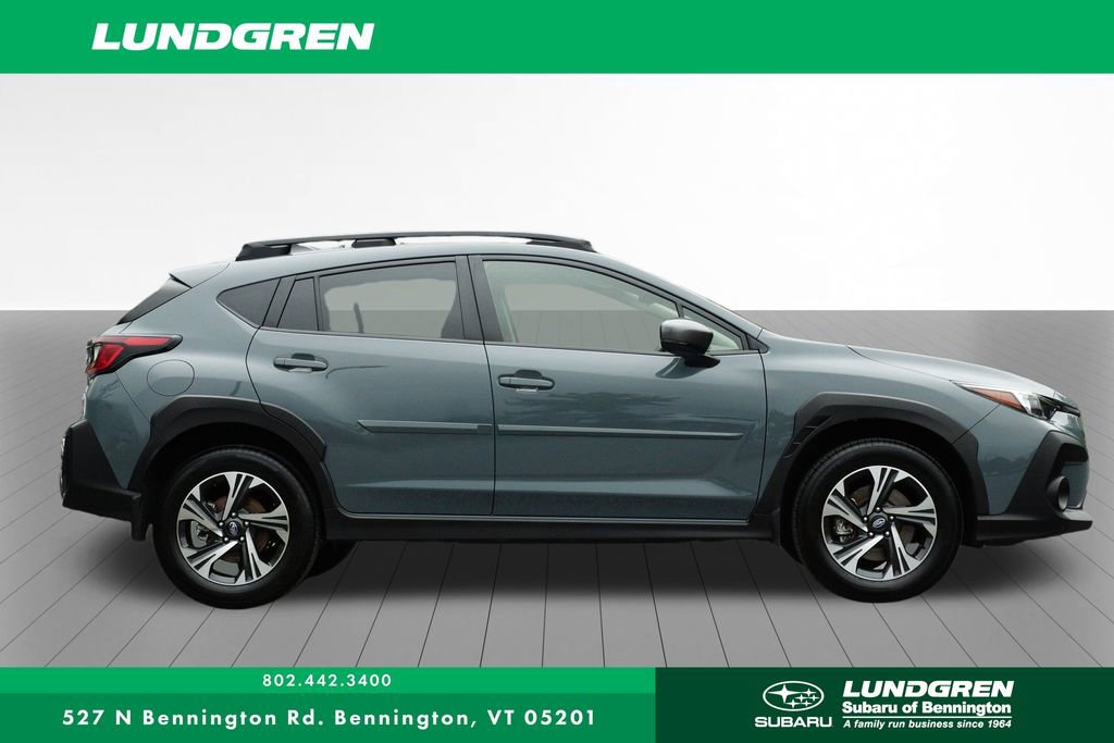 Used 2024 Subaru Crosstrek 2.0i Premium image 2
