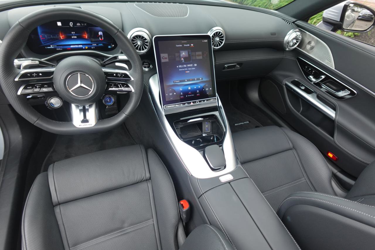 Used 2023 Mercedes-Benz SL 43 AMG image 10