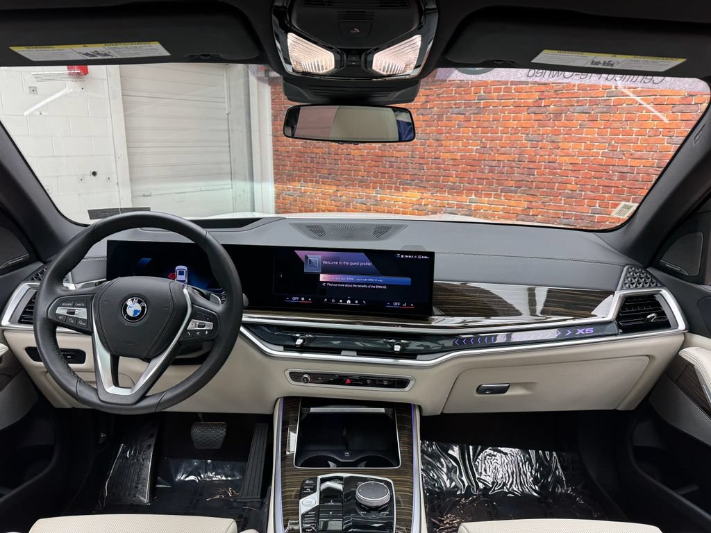 Used 2026 BMW X5 xDrive40i AWD/4WD image 13