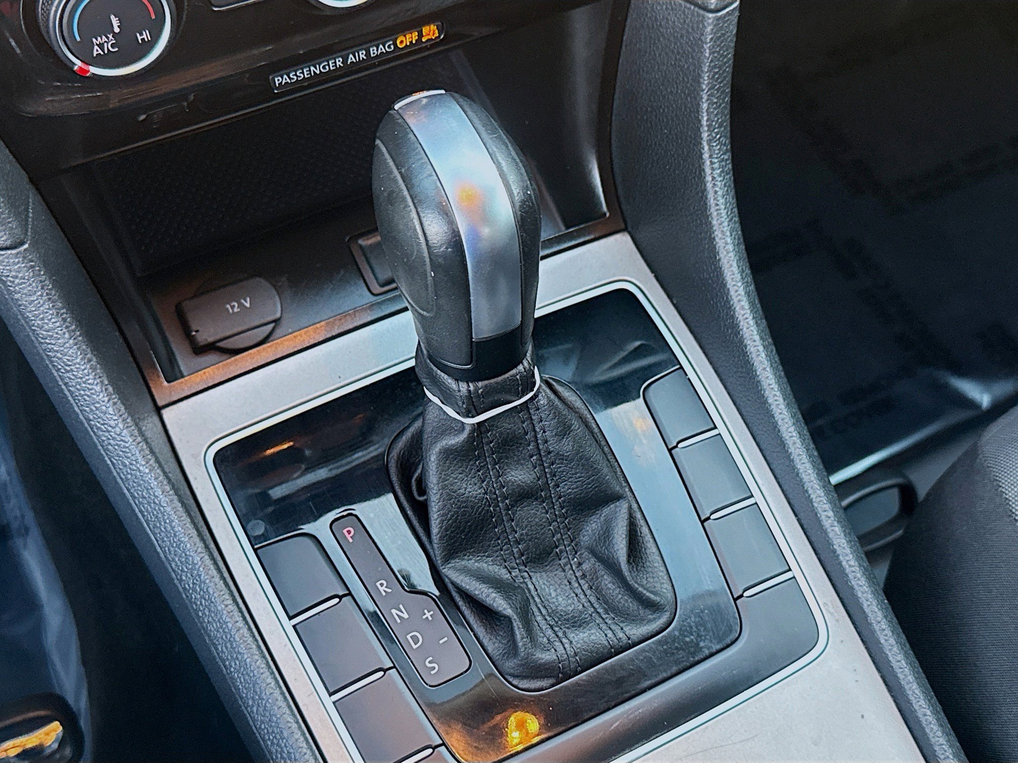 Used 2021 Volkswagen Passat 2.0T S image 15