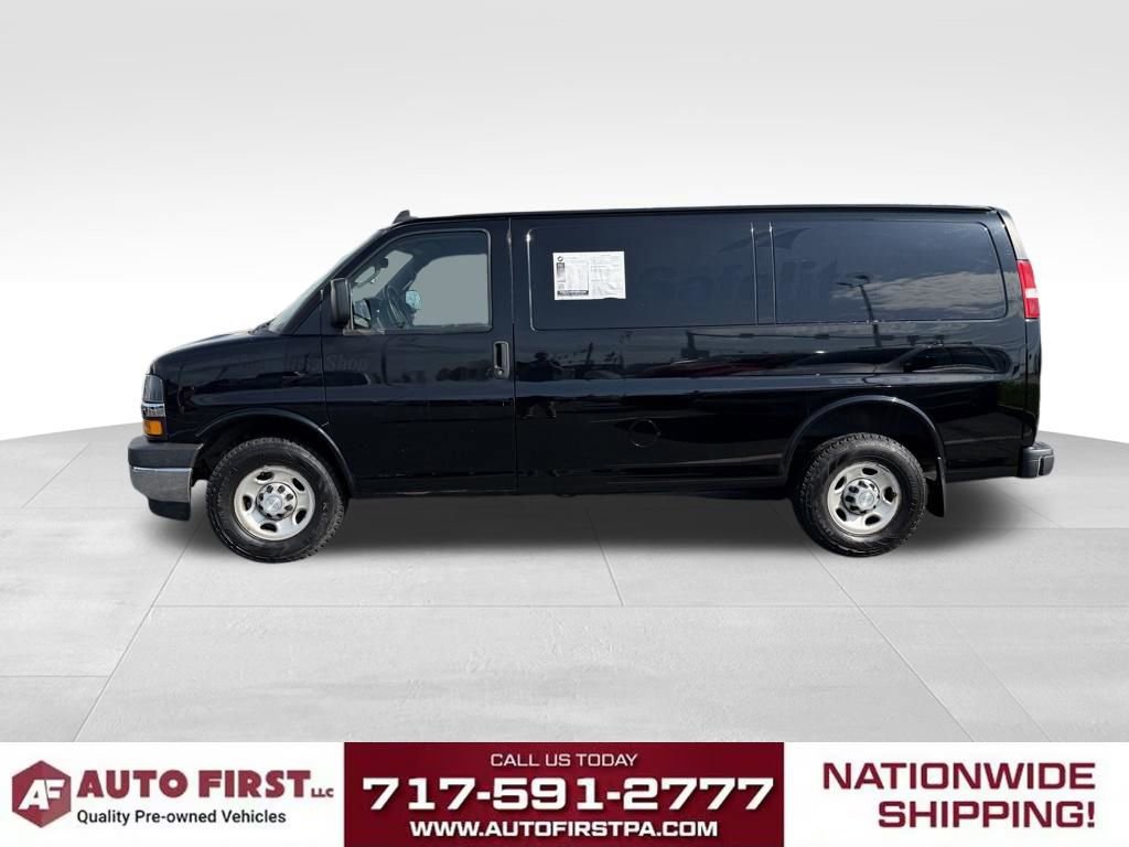 Used 2018 Chevrolet Express 2500 w/ Driver Convenience Package RWD image 6