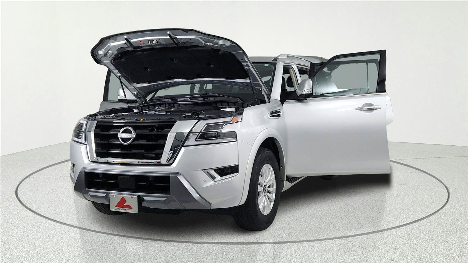 Certified 2024 Nissan Armada SV w/ Cargo Package AWD/4WD image 8