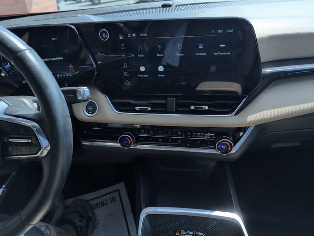 Used 2025 Chevrolet Equinox ACTIV w/ Safety and Technology Package FWD image 19
