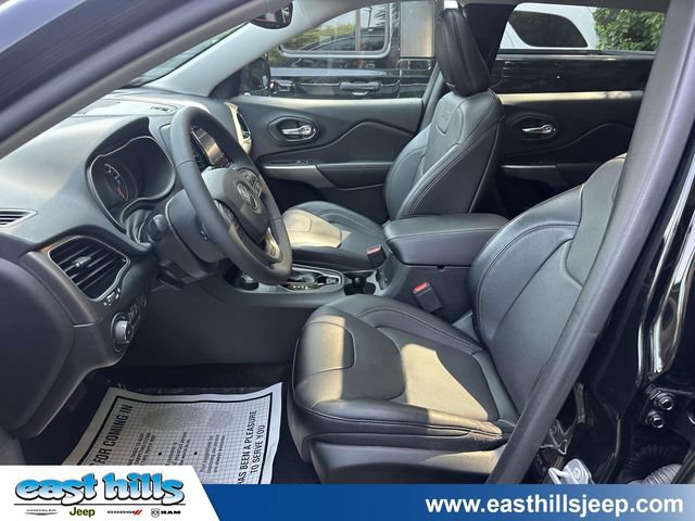 Certified 2022 Jeep Cherokee Limited w/ Elite Package AWD/4WD image 9