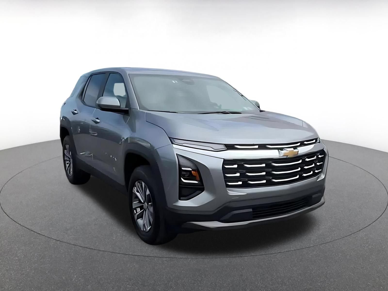 Used 2025 Chevrolet Equinox LT FWD image 3