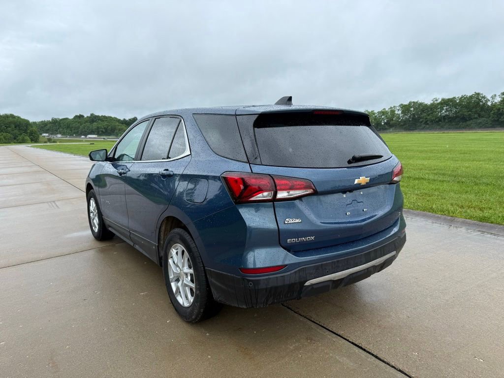Used 2024 Chevrolet Equinox LT w/ LPO, Floor Liner Package FWD image 8