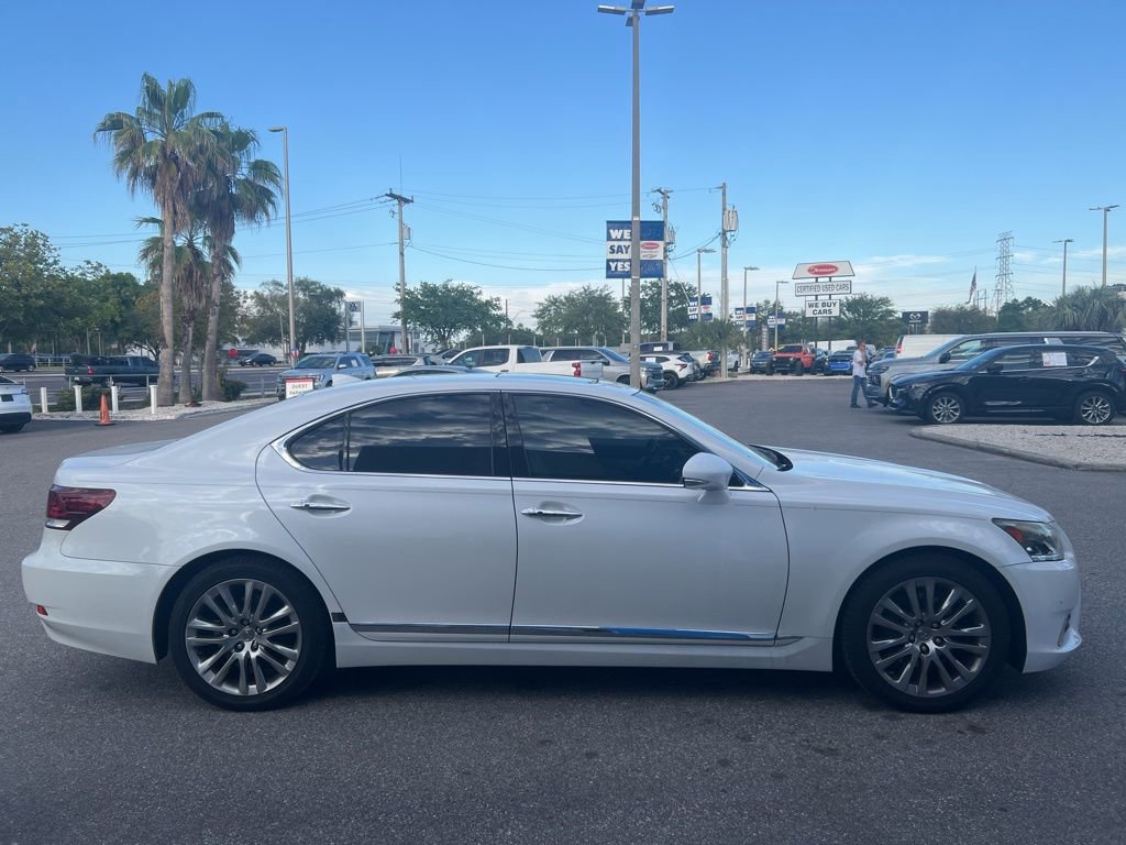 Used 2014 Lexus LS 460 w/ Ultra Luxury Package RWD image 8