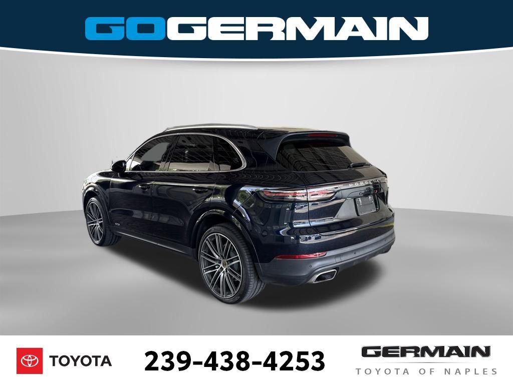 Used 2021 Porsche Cayenne AWD/4WD image 5