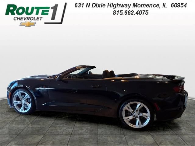 Used 2023 Chevrolet Camaro LT w/ Technology Package RWD image 2