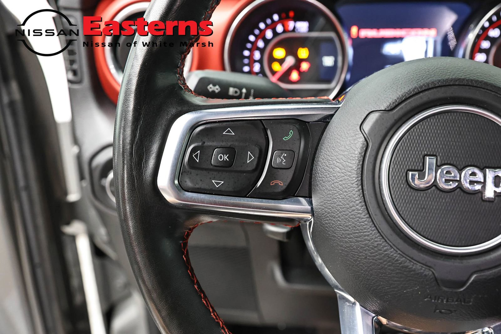 Used 2021 Jeep Gladiator Rubicon w/ LED Lighting Group AWD/4WD image 15