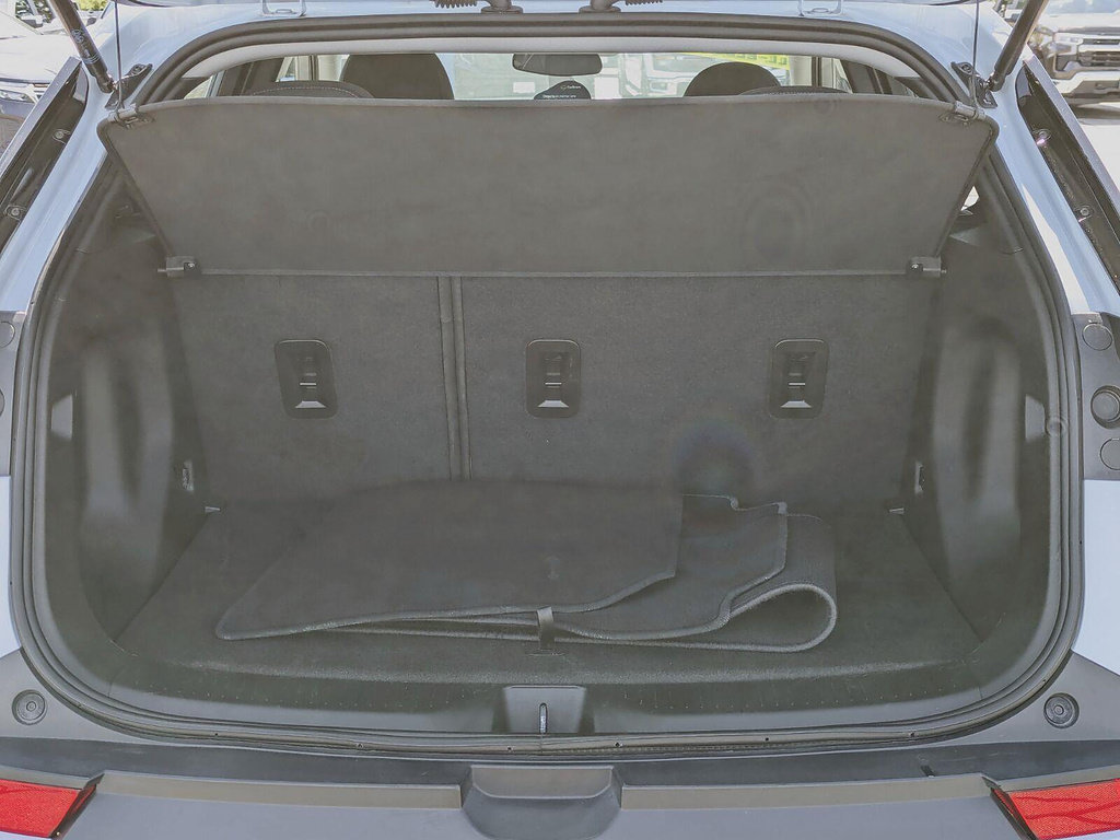 Certified 2023 Chevrolet Bolt EUV LT FWD image 50