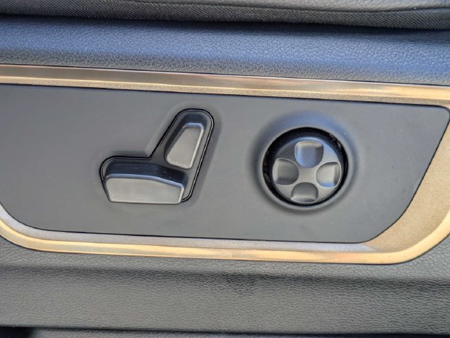 Used 2022 RAM 1500 Limited AWD/4WD image 18