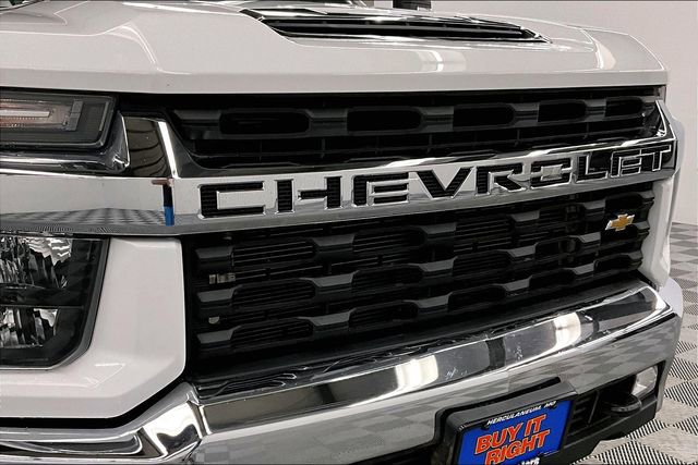 Used 2020 Chevrolet Silverado 2500 LT w/ Convenience Package image 28