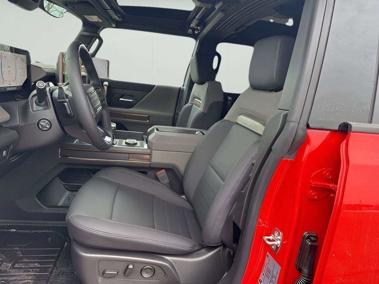 New 2025 GMC Hummer EV 3X w/ LPO, Illumination Package image 12