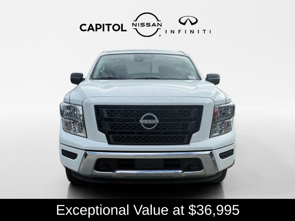 Used 2024 Nissan Titan SV w/ Accessory Utility Package image 2
