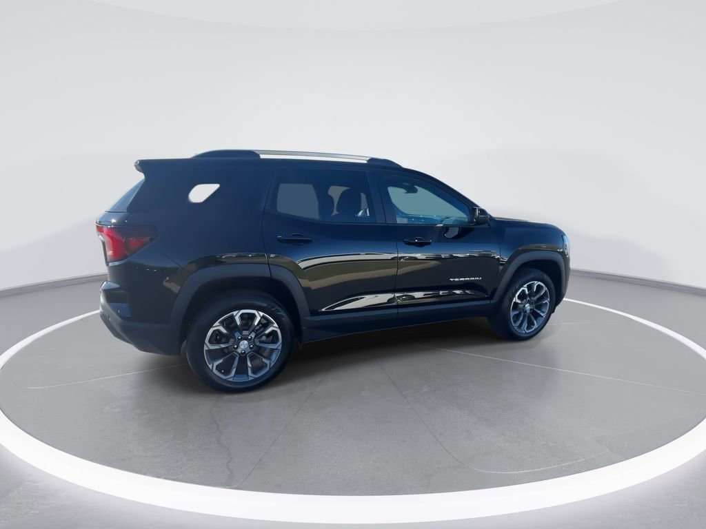 Used 2026 GMC Terrain Elevation w/ Elevation Premium Package image 8