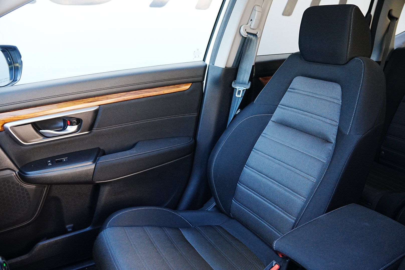 Used 2021 Honda CR-V EX image 11