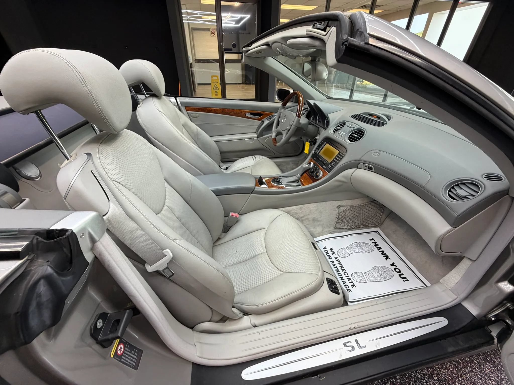 Used 2005 Mercedes-Benz SL 500 image 36