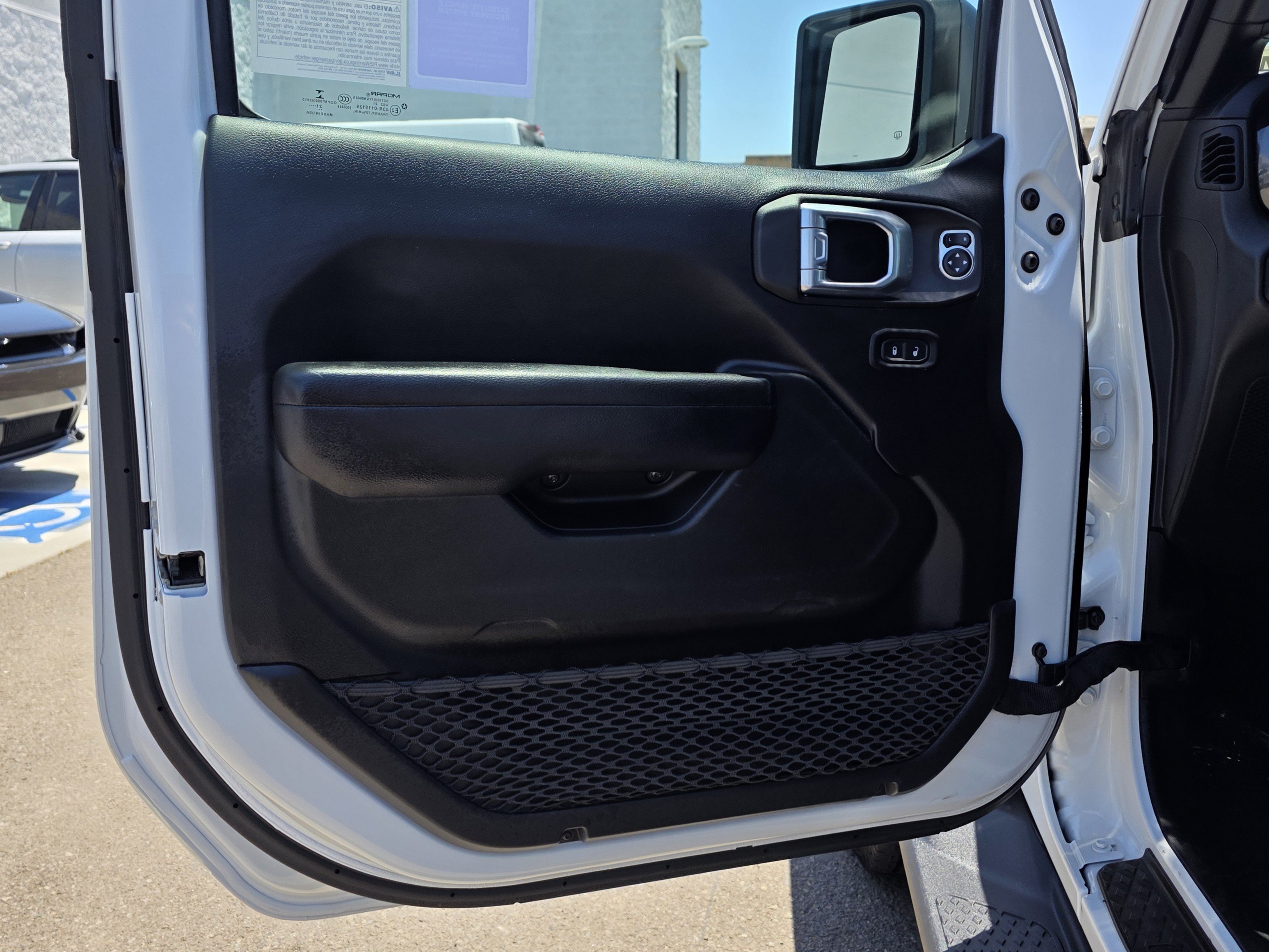 Certified 2021 Jeep Gladiator Overland AWD/4WD image 10