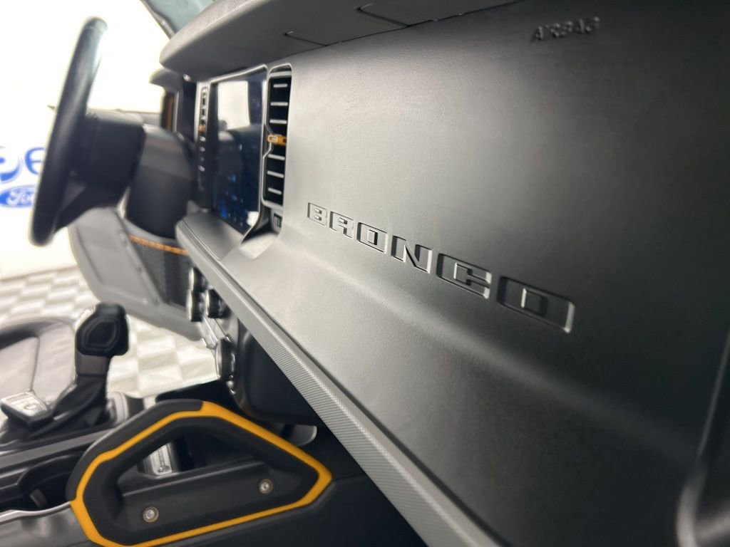 Used 2021 Ford Bronco Badlands image 22