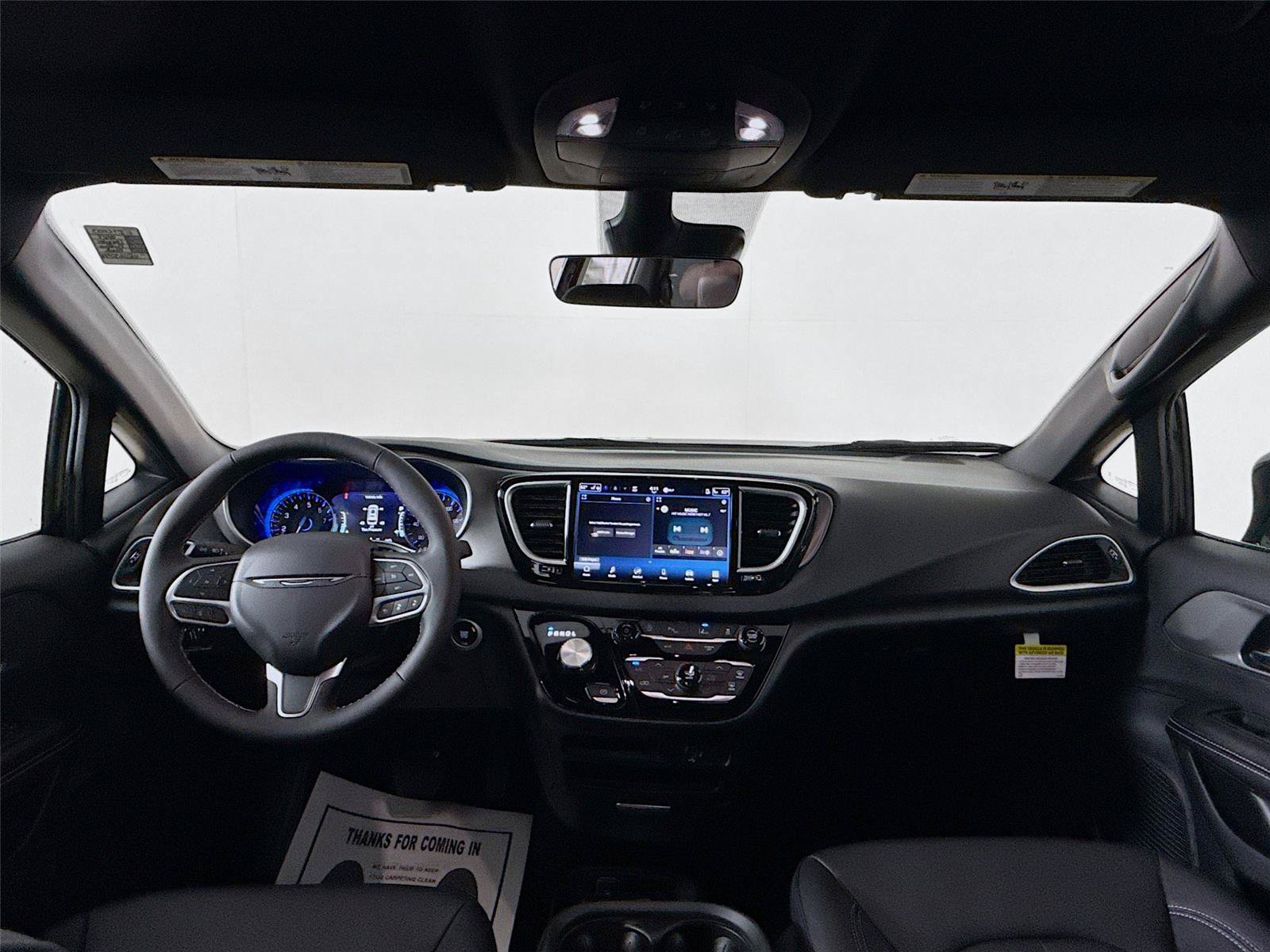 New 2027 Chrysler Pacifica LX FWD image 32