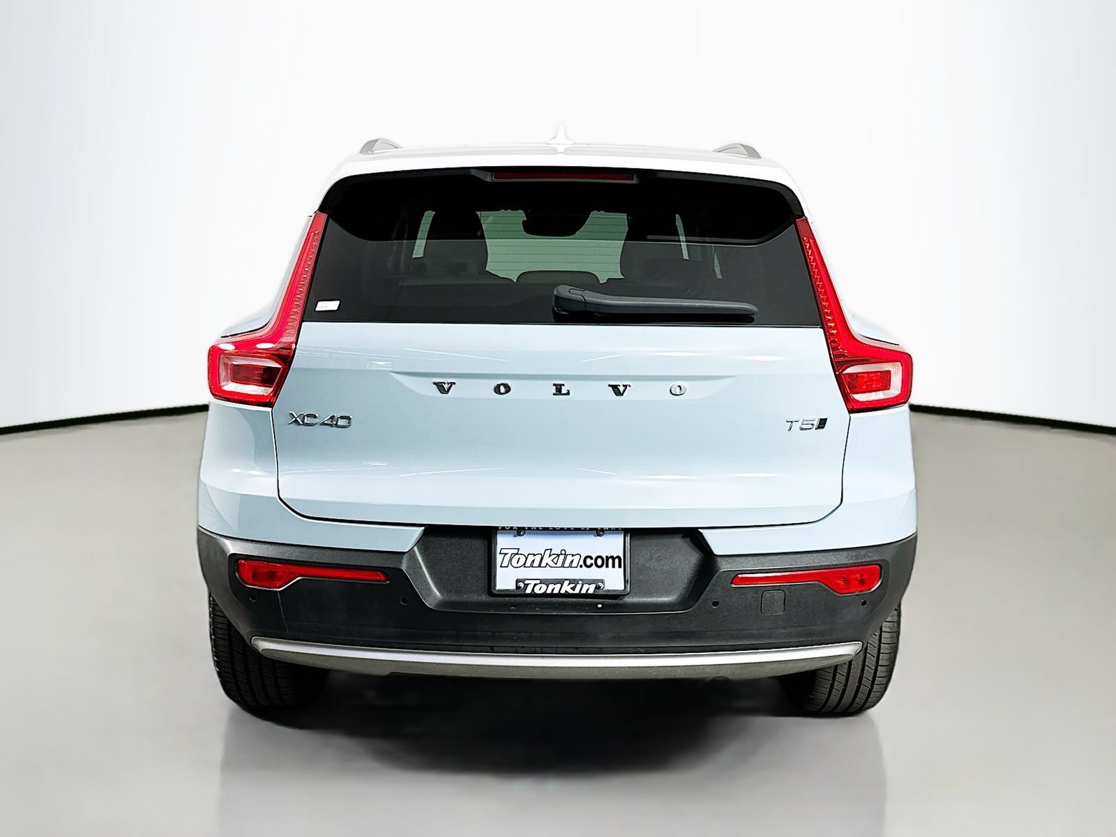 Used 2019 Volvo XC40 T5 Momentum AWD/4WD image 6
