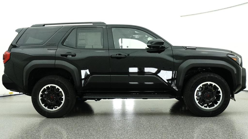 New 2026 Toyota 4Runner TRD Off-Road Premium AWD/4WD image 30