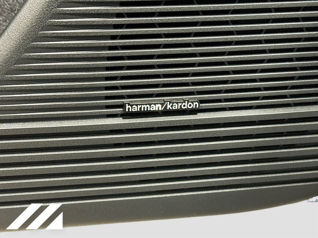 New 2026 Subaru Outback Touring XT image 21