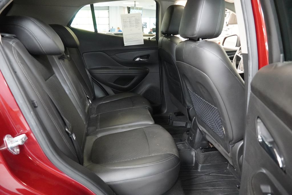 Used 2021 Buick Encore Preferred w/ Safety Package II AWD/4WD image 28