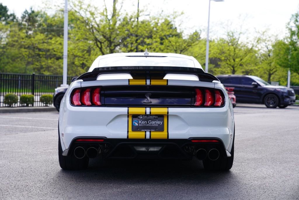 Used 2022 Ford Mustang Shelby GT500 w/ Technology Package RWD image 19