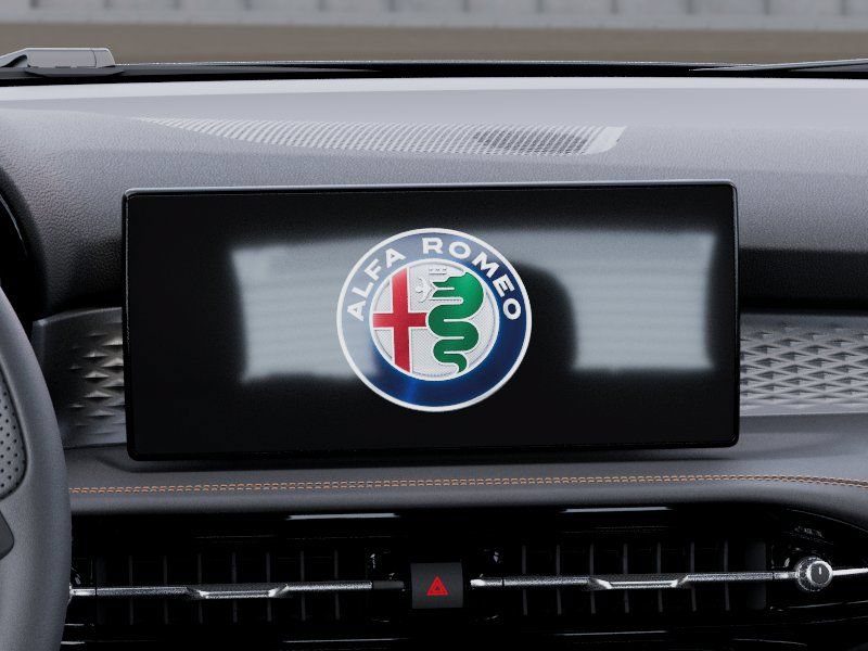 New 2025 Alfa Romeo Tonale w/ Premium Package AWD/4WD image 19